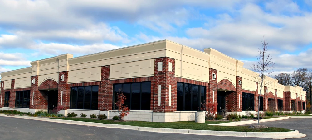 Retail commercial real estate building in Katy, TX Commercial retail plaza property in Katy, TX